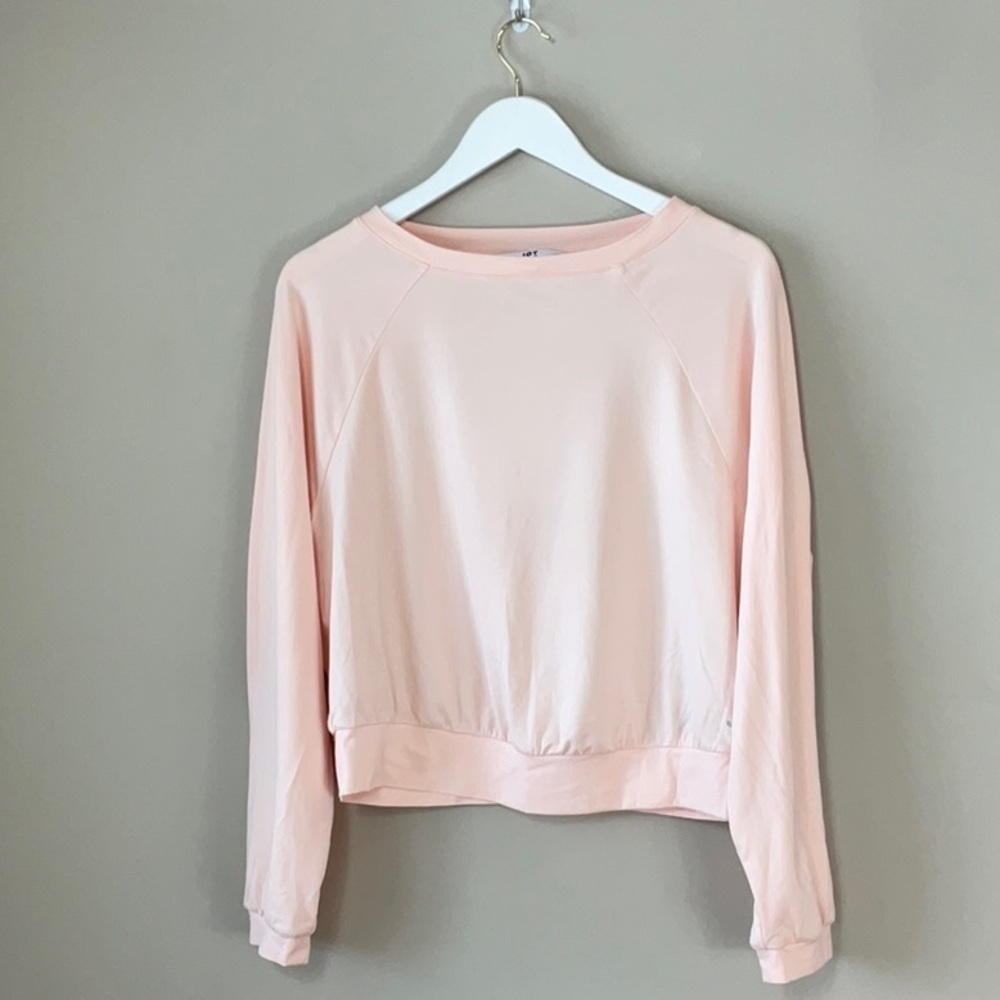 JoyLab peach long sleeve shirt with mesh back